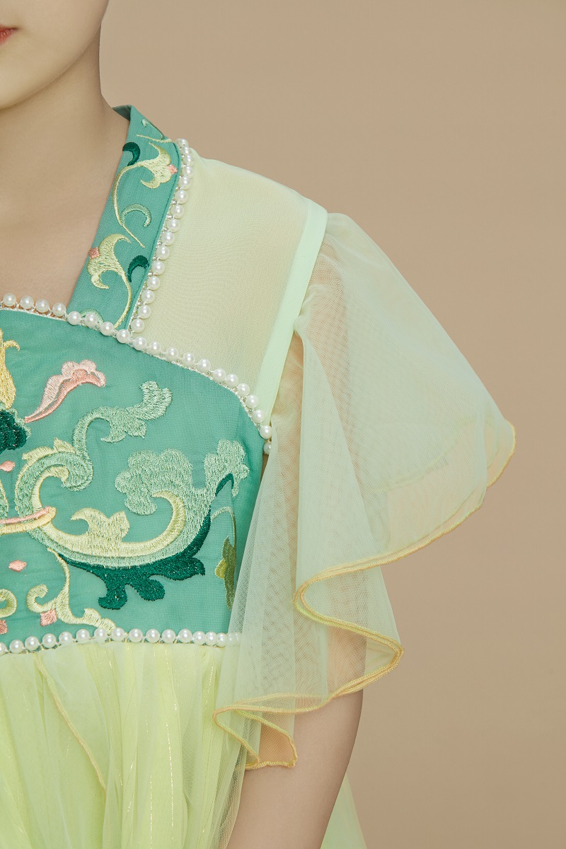 JS蒋硕&肩上云品牌儿童汉服
