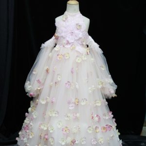 "Jian Shangyun 2025 New Traditional Chinese Style Evening Dress Series for Birthdays"肩上云2025新品国风礼服系列晚礼生日款 (粉色花朵啦啦袖)