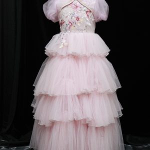 "Jian Shangyun 2025 New Traditional Chinese Style Evening Dress Series for Birthdays"肩上云2025新品国风礼服系列晚礼生日款 (粉色思褶裙)