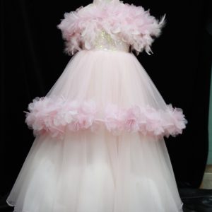 "Jian Shangyun 2025 New Traditional Chinese Style Evening Dress Series for Birthdays"肩上云2025新品国风礼服系列晚礼生日款 (粉色双层花瓣)