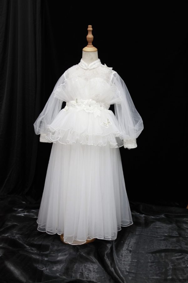 "Jian Shangyun 2025 New Traditional Chinese Style Evening Dress Series for Birthdays"肩上云2025新品国风礼服系列晚礼生日款 (白色大褶)