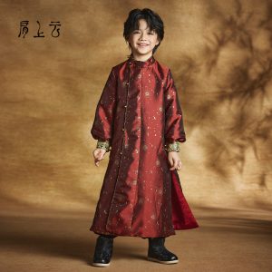 肩上云男童2025秋款银红长款开叉长袍原创古装中国风汉服演出服Boys' 2025 Autumn Style Silver Red Long Split Robe Original Ancient Costume Chinese Style Hanfu Performance Costume