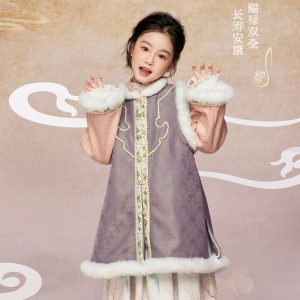 肩上云【鹤鹿同春】女童开衫褶裙马甲三件套传统中式国风演出服jianshangyun [Crane and Deer in Spring] Girls' Cardigan, Pleated Skirt, Vest Three-piece Set Traditional Chinese Style Performance Costume