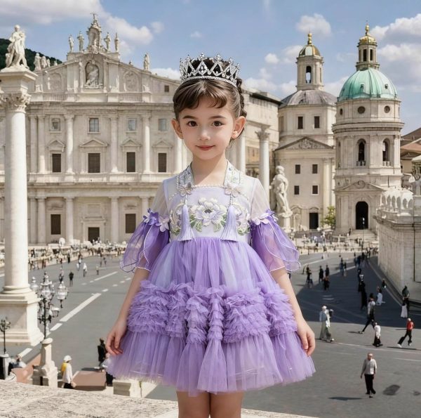 "Jian Shangyun 2025 New Traditional Chinese Style Evening Dress Series for Birthdays"肩上云2025新品国风礼服系列晚礼生日款 (紫色花朵绣花)